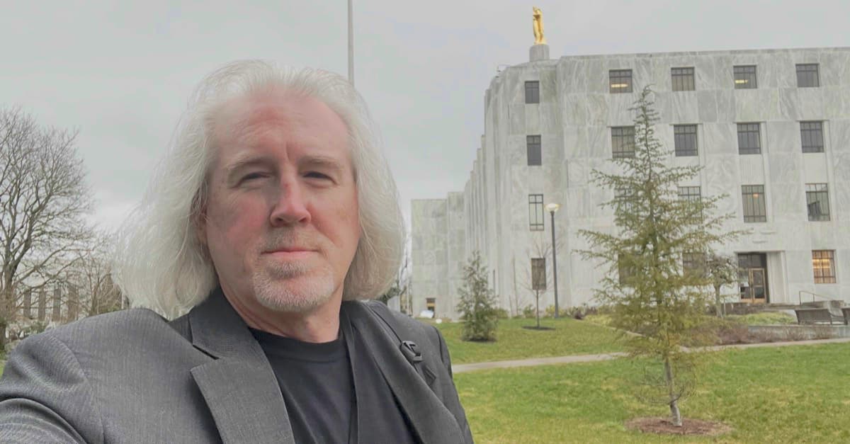 Mark Watson at the Oregon State Capitol